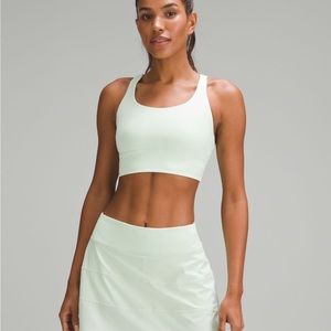 Lululemon energy bra long- line bra in camo green
Medium support B-D
Size 10